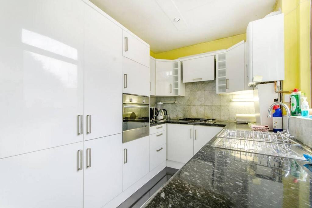 Stunning Three Bed In West Hampstead Daire Londra Dış mekan fotoğraf